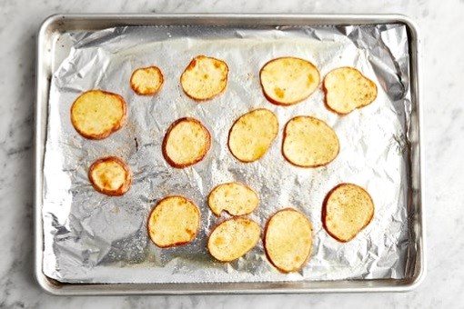 обжарить картофель